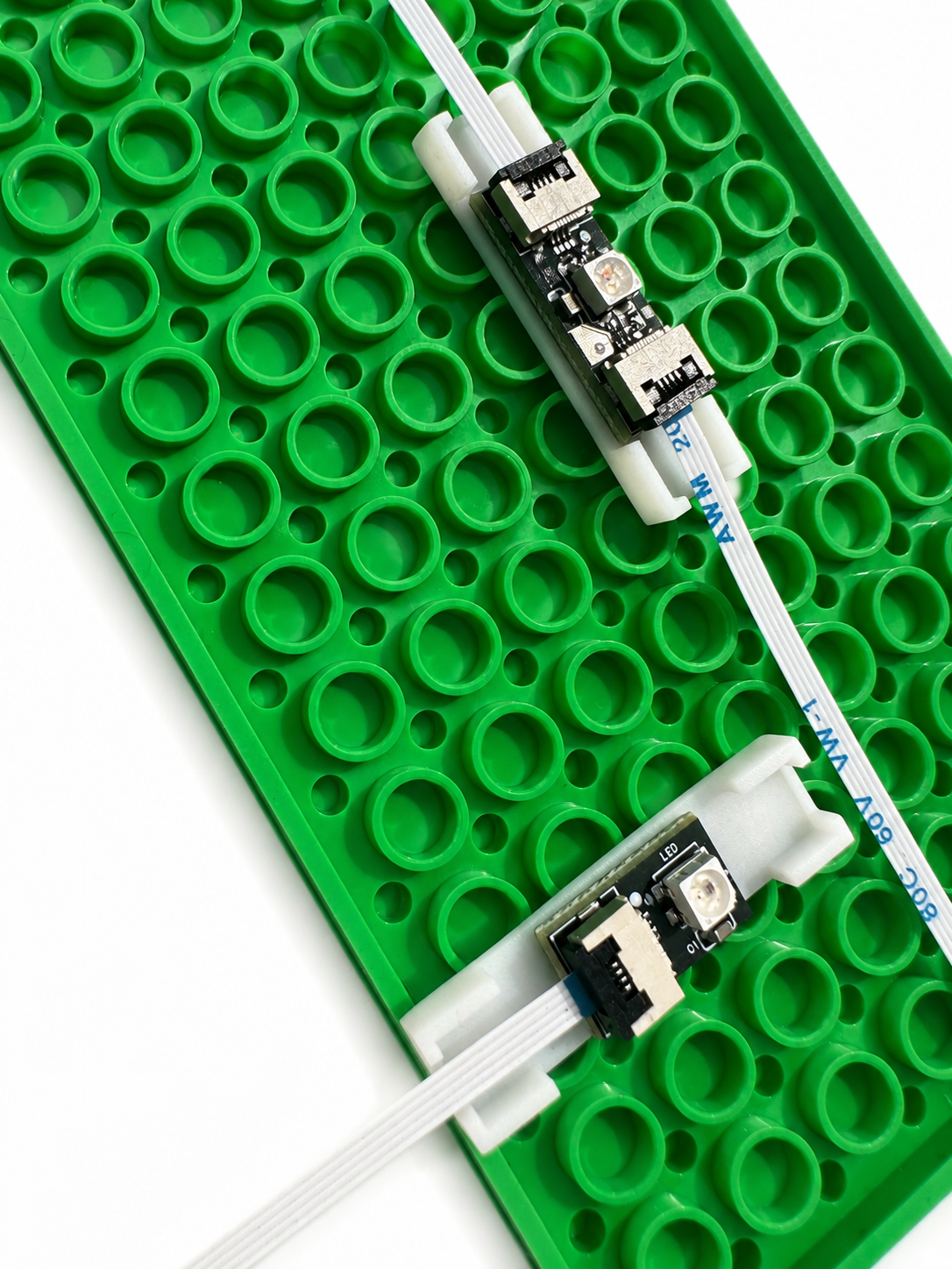 StudBus LEGO Mount 1x4